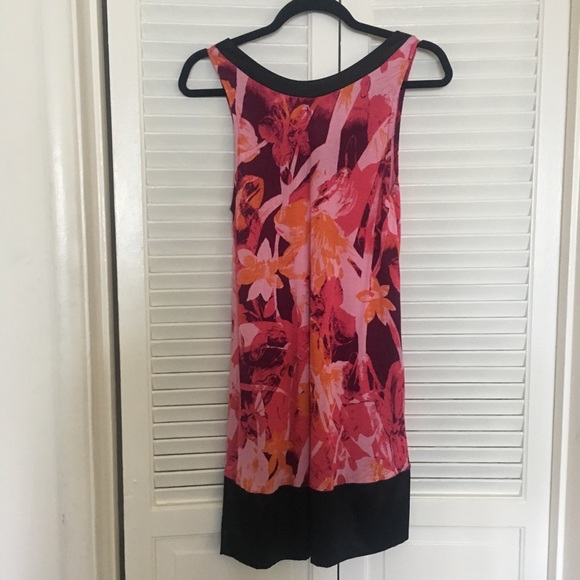 Express Multi Color Dress With Pockets - Picture 2 of 5
